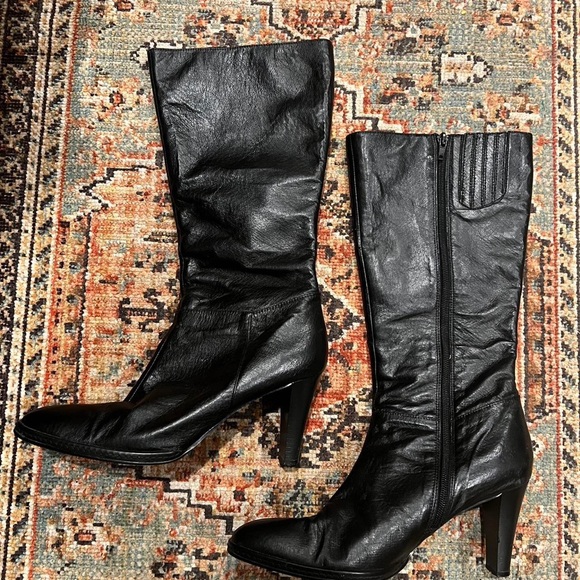 90’s knee high leather boots - Picture 3 of 4